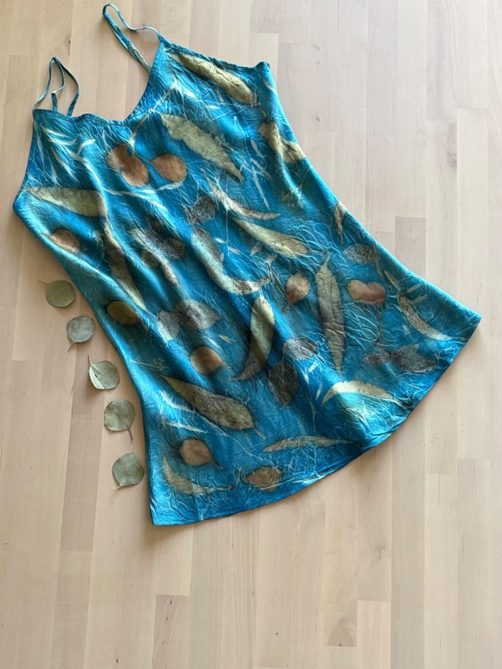 One-of-a-Kind Eco-Printed Silk Camisole Top – Vibrant Blue & Botanical Leaf XL